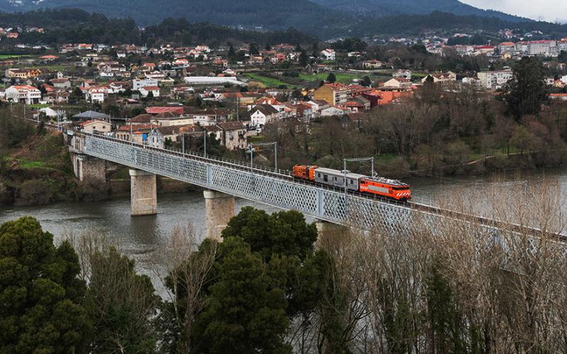 Linha do Minho – Eletrificação Nine/Viana e Viana/Valença Foto 3