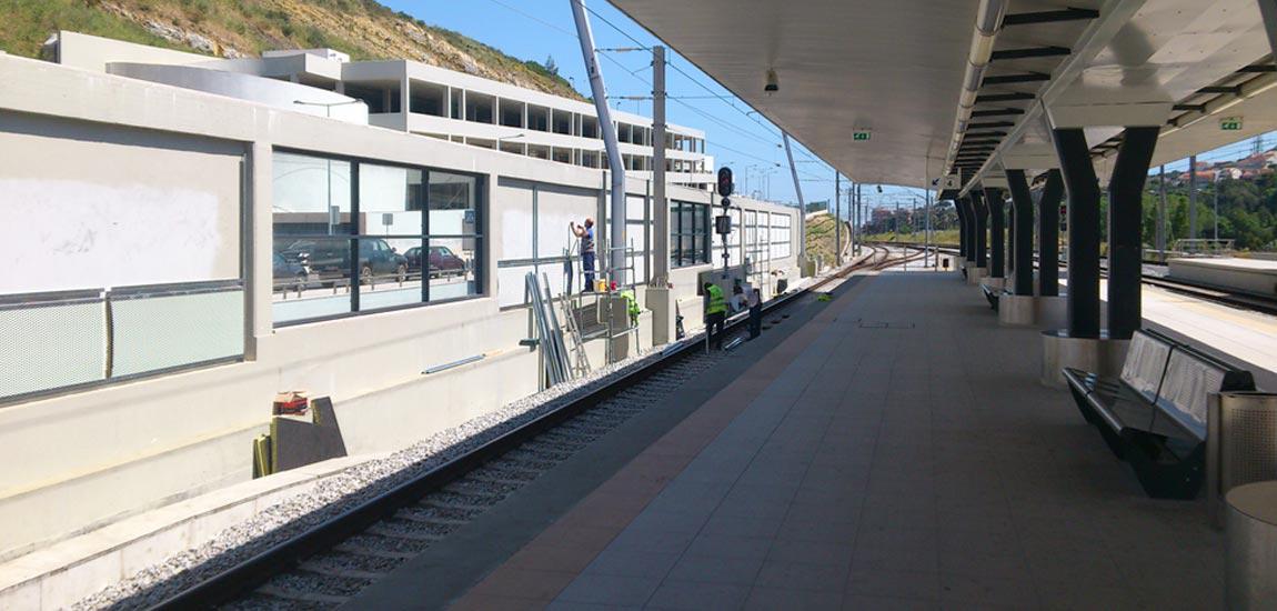 Linha de Sintra - Quadruplicação da Via entre os PK 13,750 e 18,250 da Linha de Sintra e Remodelação  Foto 1