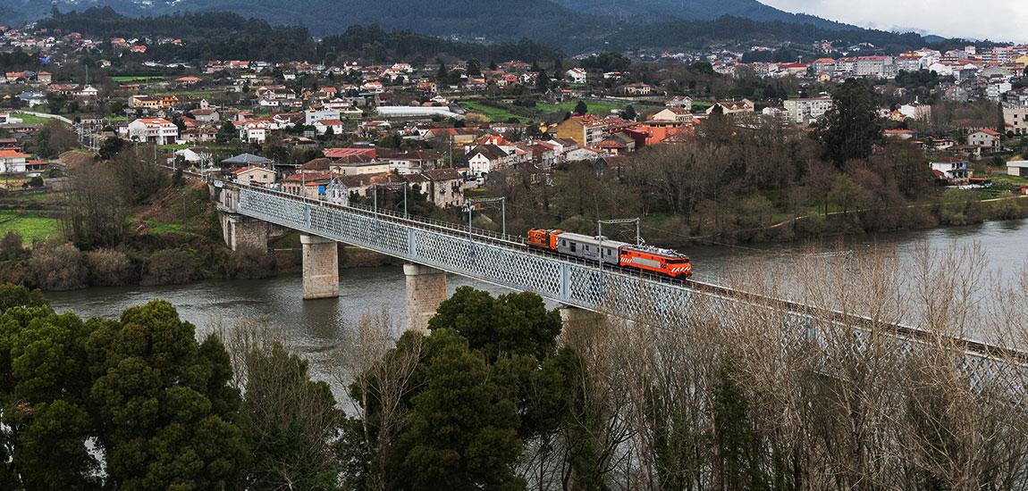 Linha do Minho – Eletrificação Nine/Viana e Viana/Valença Foto 3